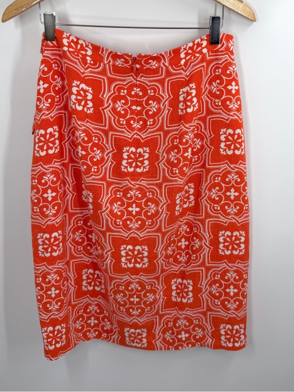 Ann Taylor Orange and White Geometric Tie-Waist Pencil Skirt - Picture 9 of 10